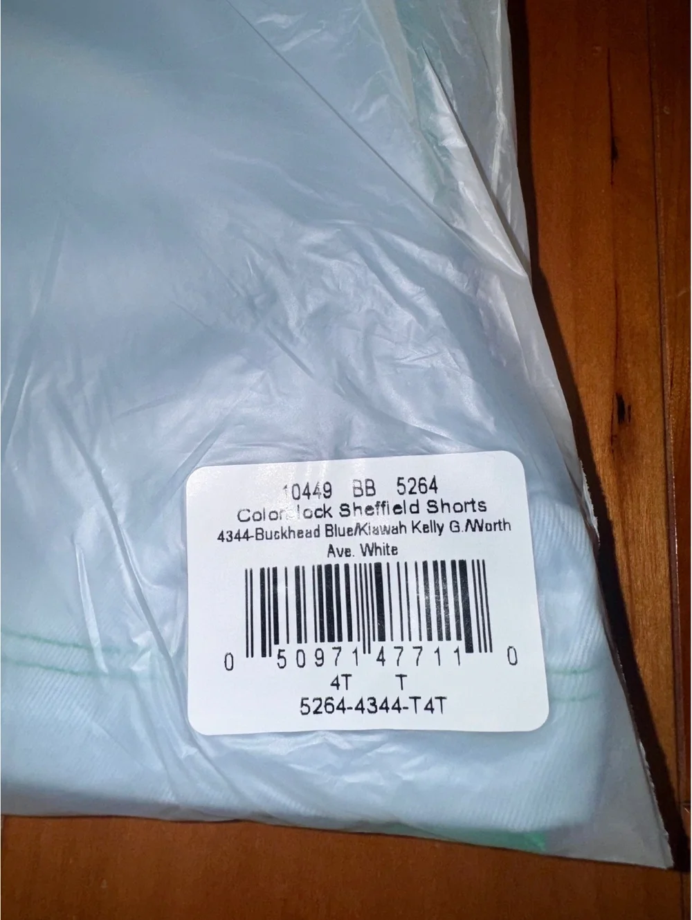 NWT The Beaufort Bonnet Company Colorblock Sheffield Shorts, Buckhead Blue/Green